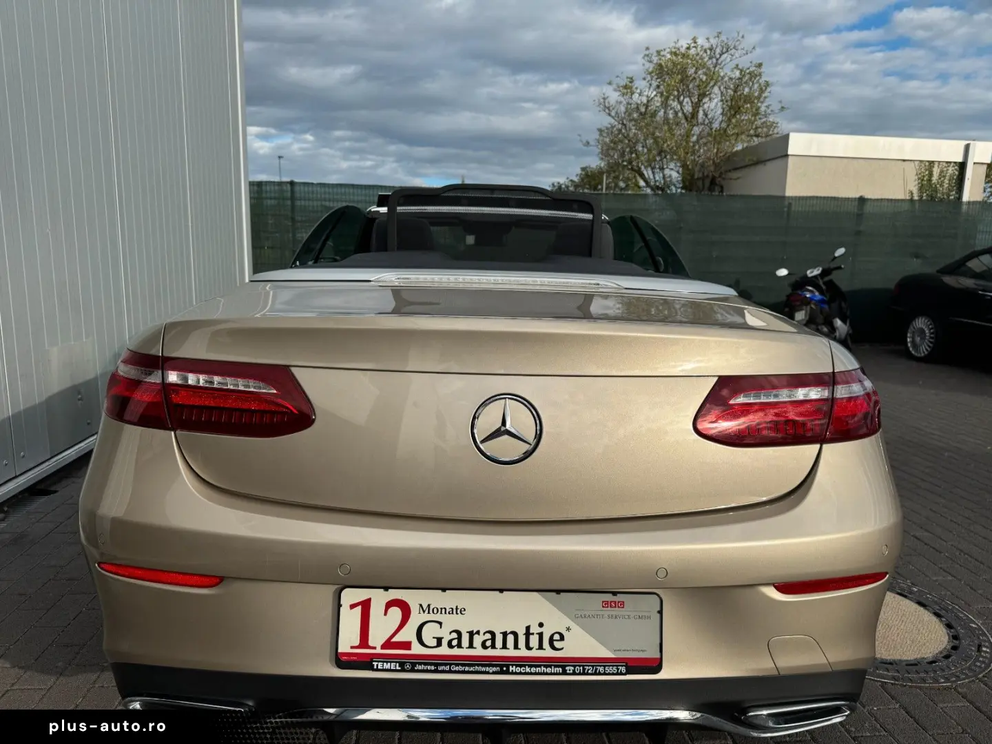 MERCEDES-BENZ E 220d AMG .WIDESCREEN NAPPA DIST BURMESTER