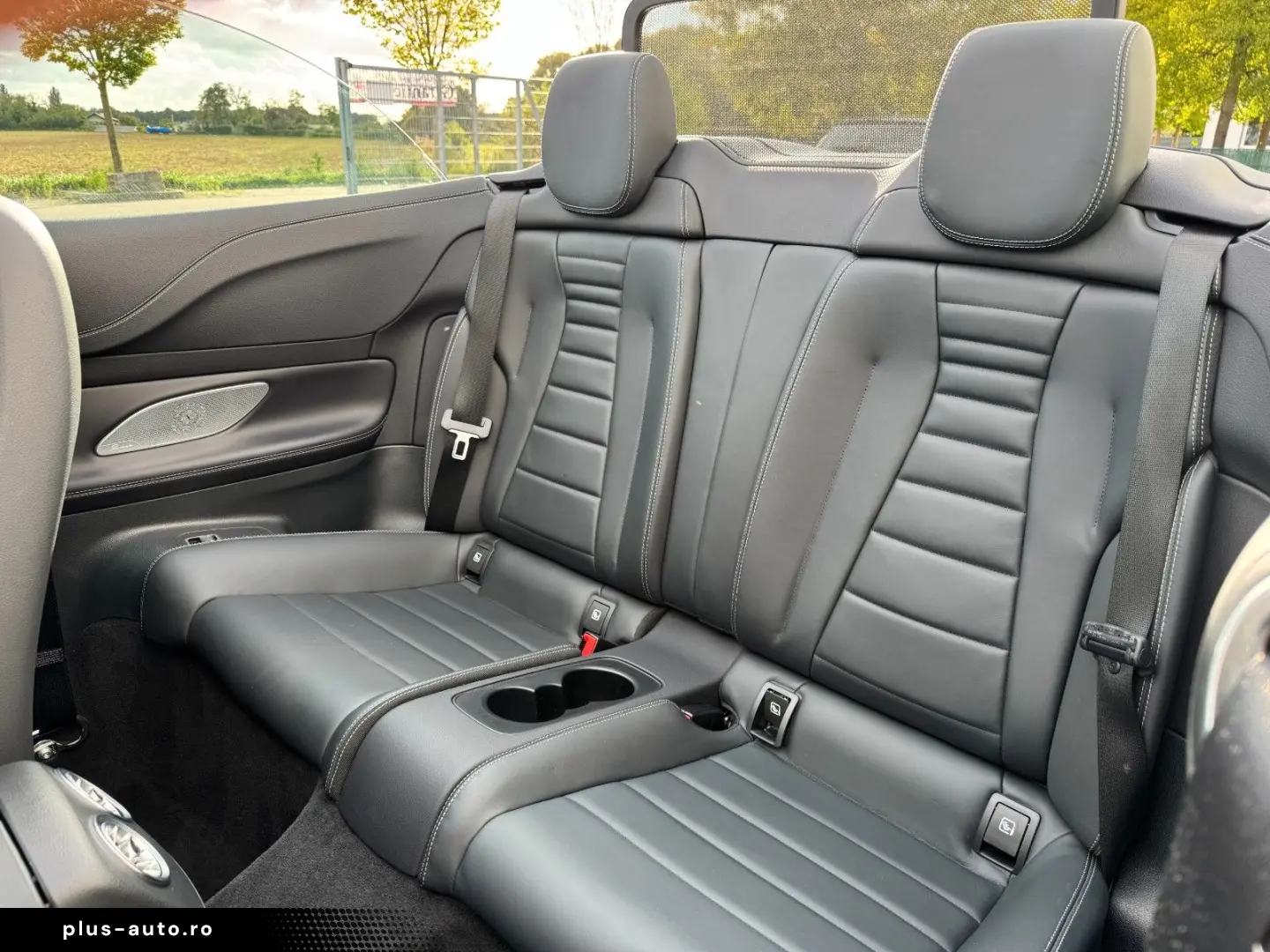 MERCEDES-BENZ E 220d AMG .WIDESCREEN NAPPA DIST BURMESTER