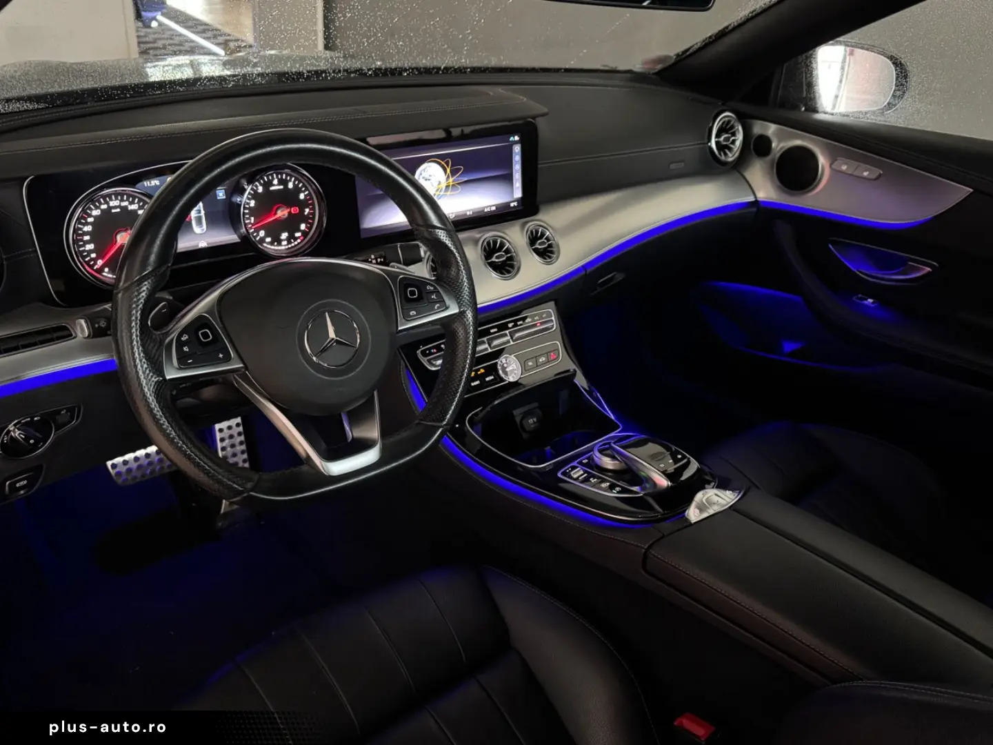 MERCEDES-BENZ E 300 Cabrio  AMG MULTIBEAM 360