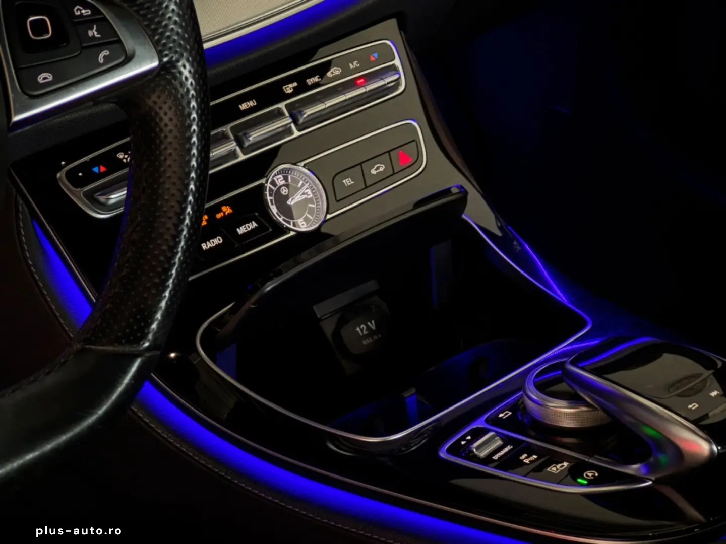 MERCEDES-BENZ E 300 Cabrio  AMG MULTIBEAM 360