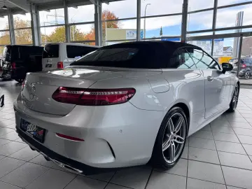 MERCEDES-BENZ E 300d Cabrio  AMG LED AHK Multibeam