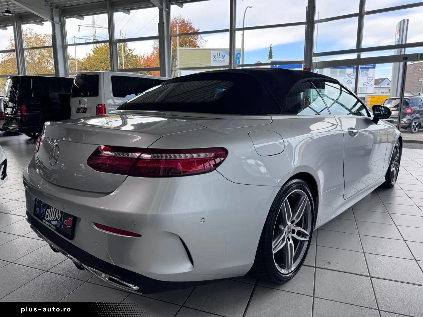 MERCEDES-BENZ E 300d Cabrio  AMG LED AHK Multibeam