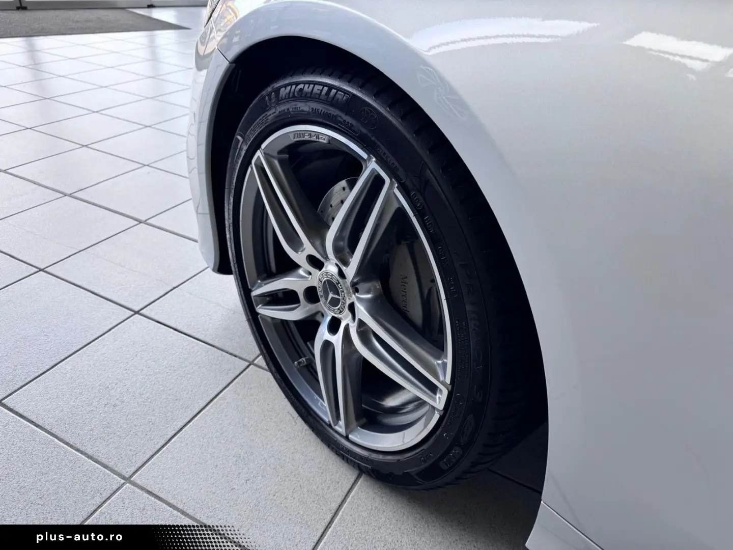 MERCEDES-BENZ E 300d Cabrio  AMG LED AHK Multibeam