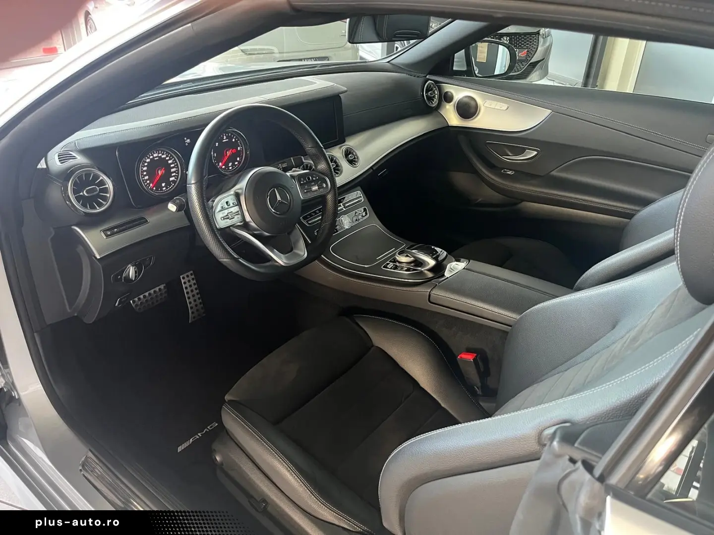 MERCEDES-BENZ E 300d Cabrio  AMG LED AHK Multibeam
