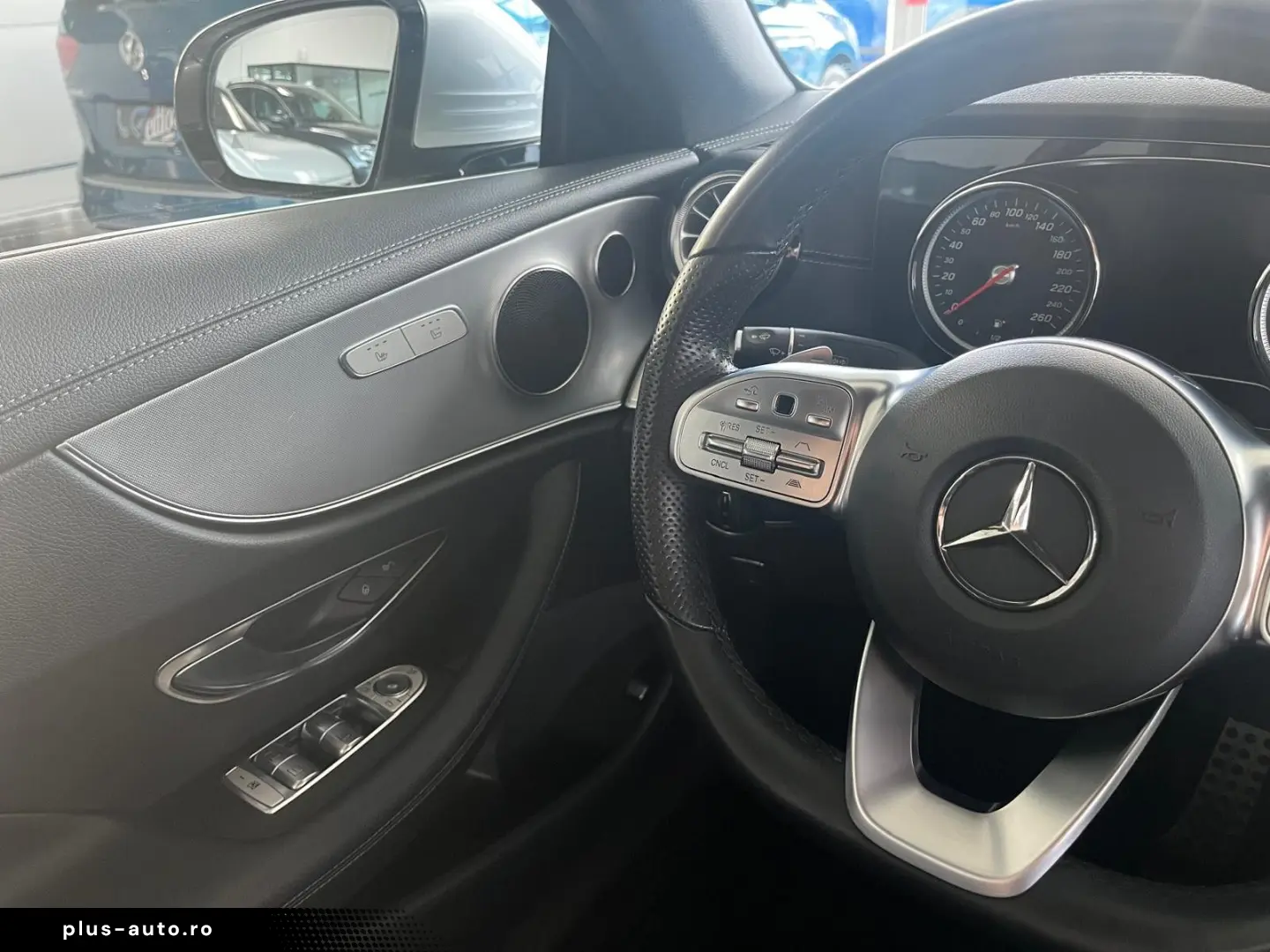 MERCEDES-BENZ E 300d Cabrio  AMG LED AHK Multibeam