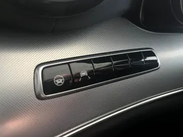 MERCEDES-BENZ E 300d Cabrio  AMG LED AHK Multibeam