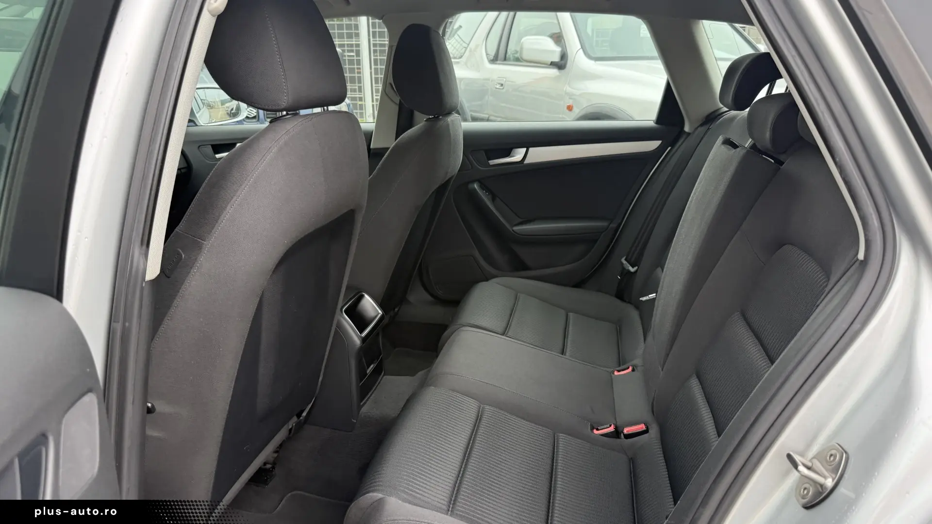Audi   A4   120CP   An 2010   Euro 5   Manuală