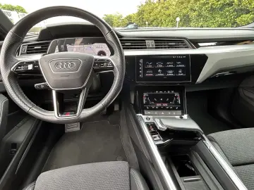 AUDI e-tron 50 quattro S line NP 95T¤