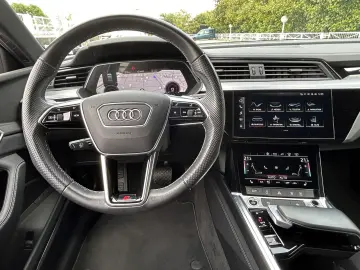 AUDI e-tron 50 quattro S line NP 95T¤