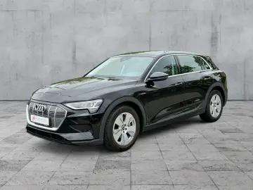 AUDI e-tron 55 QU LED NAVI AIR ACC HuD 360 KAMERA 19Z