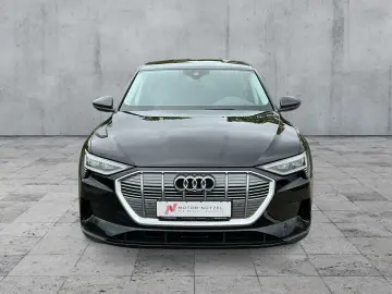 AUDI e-tron 55 QU LED NAVI AIR ACC HuD 360 KAMERA 19Z