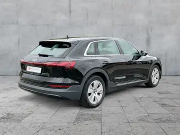 AUDI e-tron 55 QU LED NAVI AIR ACC HuD 360 KAMERA 19Z