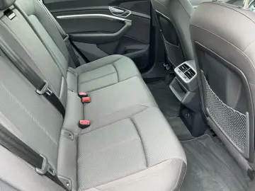 AUDI e-tron 55 QU LED NAVI AIR ACC HuD 360 KAMERA 19Z