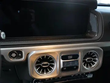 Mercedes-Benz G63AMG CARBON SUPERIOR PERFORMANCE FULL CAR