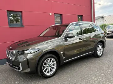 BMW X5 40i xDRIVE LCI FACELIFT 381PS LEDER 1HAND TOP