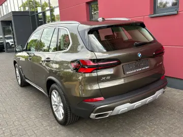 BMW X5 40i xDRIVE LCI FACELIFT 381PS LEDER 1HAND TOP