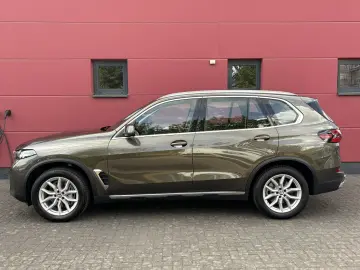 BMW X5 40i xDRIVE LCI FACELIFT 381PS LEDER 1HAND TOP