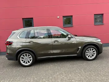 BMW X5 40i xDRIVE LCI FACELIFT 381PS LEDER 1HAND TOP
