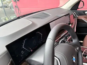 BMW X5 40i xDRIVE LCI FACELIFT 381PS LEDER 1HAND TOP