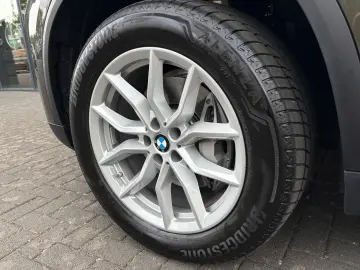 BMW X5 40i xDRIVE LCI FACELIFT 381PS LEDER 1HAND TOP
