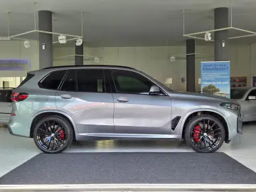 BMW X5 40i xDrive M Sport BMW-GARANTIE 22  DT.FZG