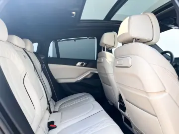 BMW X6 xDrive40d M Sport Pro - MY 2026 - LIVRARE RAPIDA!