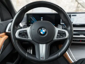 BMW X5 50e xDrive M SPORT PANO LUFT KAM MASSAGE HIFI
