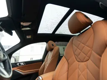 BMW X5 50e xDrive M SPORT PANO LUFT KAM MASSAGE HIFI