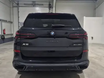 BMW X5 50e M-SPORTPRO SKYLOUNGE MASSAGE