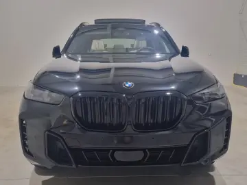 BMW X5 50e M-SPORTPRO SKYLOUNGE MASSAGE