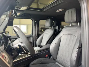 Mercedes-Benz G63AMG FULL CARBON ACTIVE RIDE A22 DVD WEBASTO