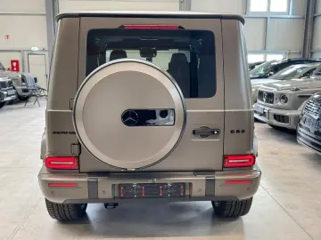 Mercedes-Benz G63AMG FULL CARBON ACTIVE RIDE A22 DVD WEBASTO