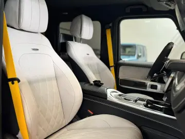 Mercedes-Benz G63AMG FULL CARBON ACTIVE RIDE A22 DVD WEBASTO