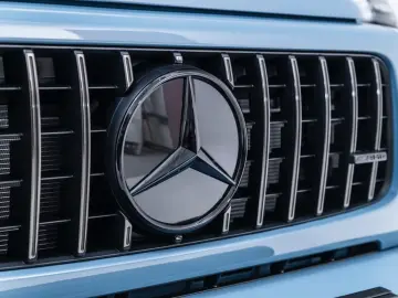 Mercedes-Benz Superior A22 Carbon Comfort Winter MY27