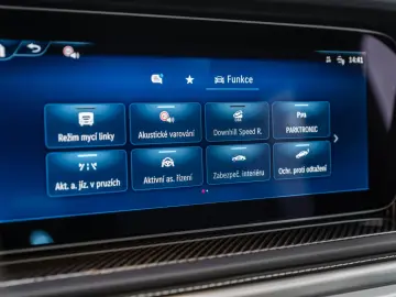 Mercedes-Benz Superior A22 Carbon Comfort Winter MY27