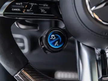 Mercedes-Benz Superior A22 Carbon Comfort Winter MY27