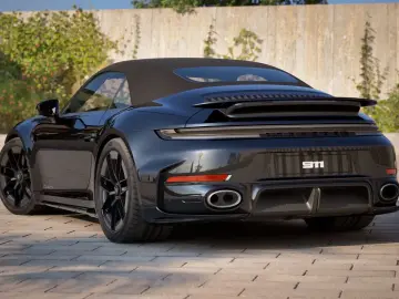 Porsche 992.2 Turbo S  Full Carbon Lift