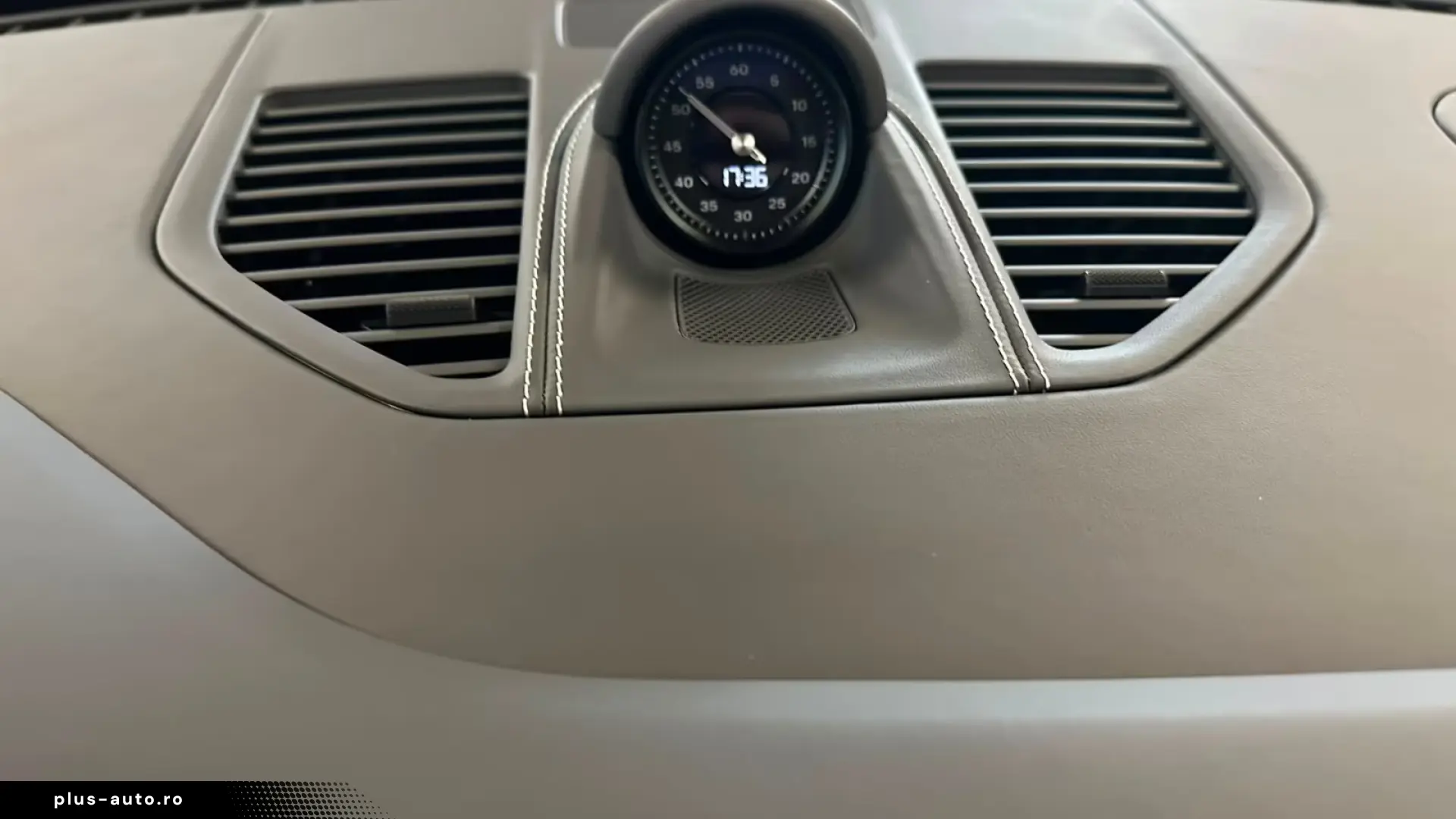 PORSCHE 911 2026 — imagine 12