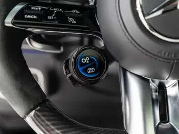 Mercedes-Benz MY27 SUPERIOR Carbon Winter A22 Comfort
