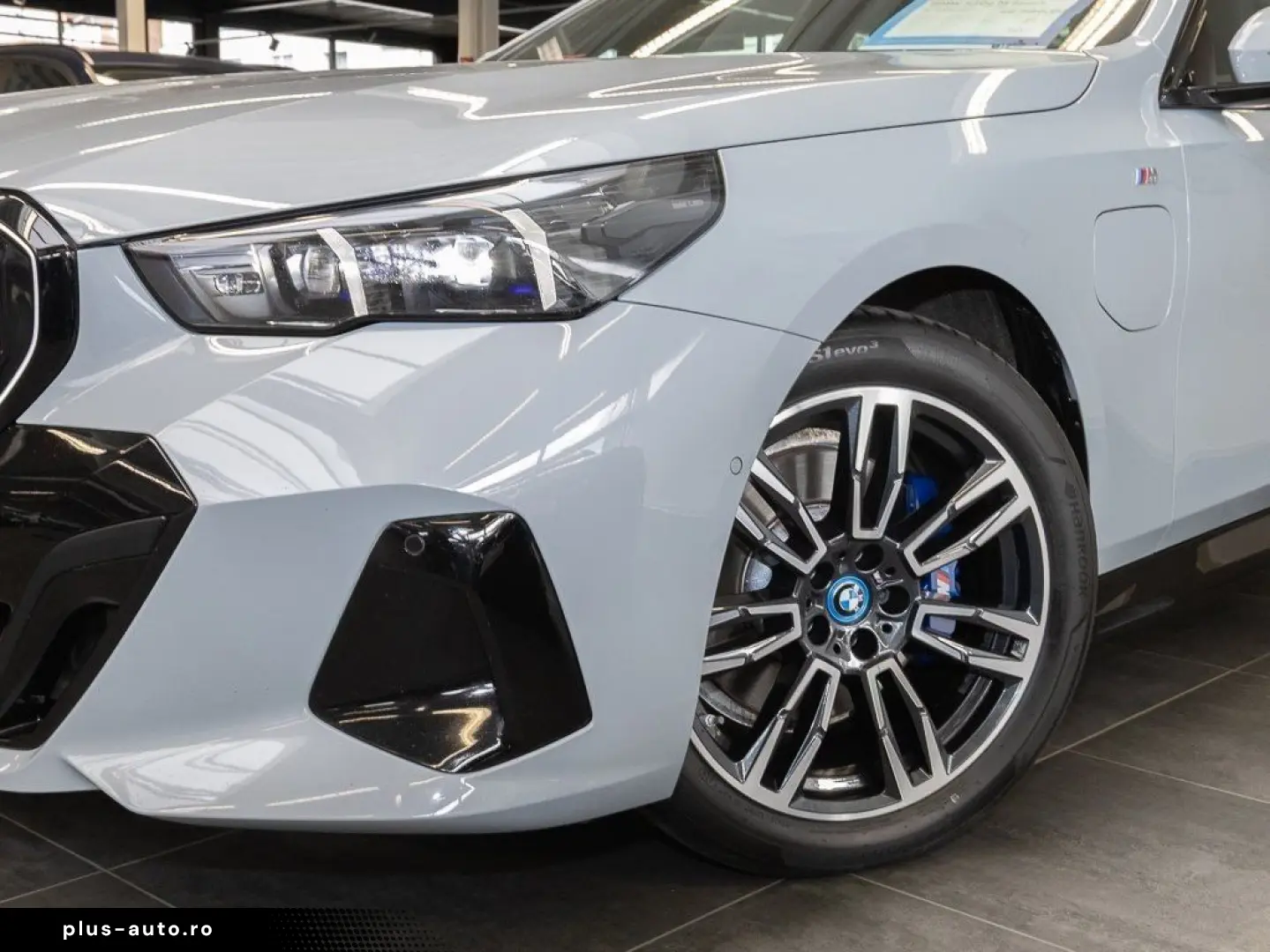 BMW 5 Series 2024 — imagine 4
