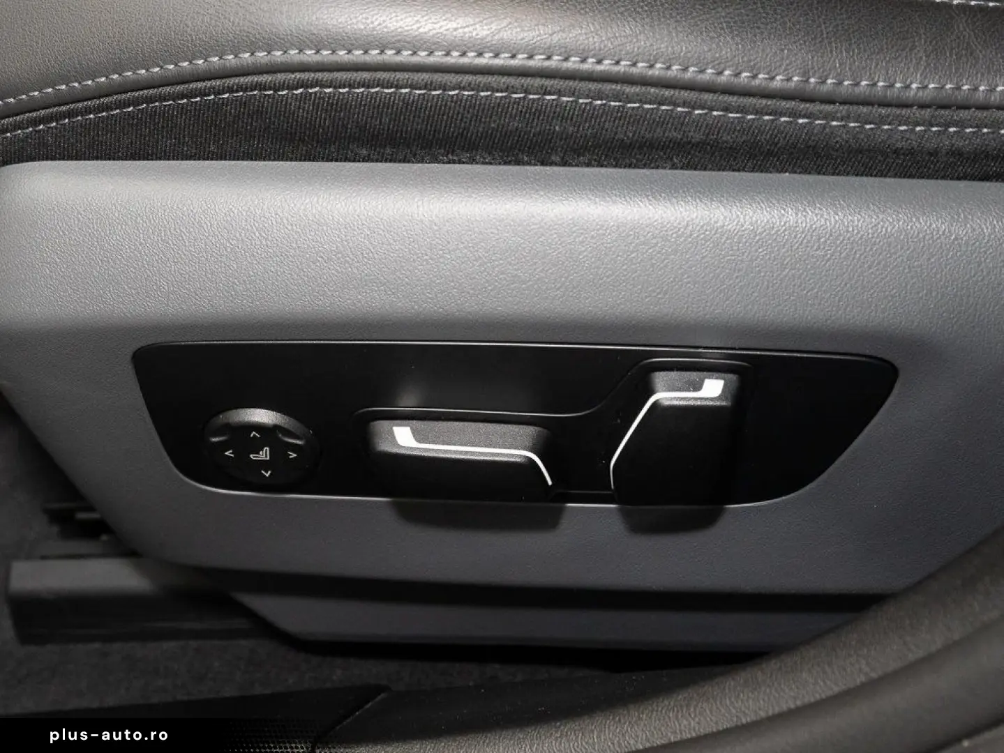 BMW 5 Series 2024 — imagine 13