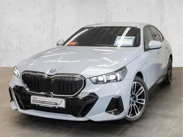BMW 530e M Sport HUD 360 KAM RFK NAVI LED PDC V H