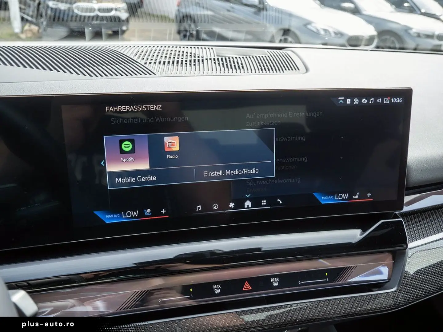BMW 5 Series 2025 — imagine 11