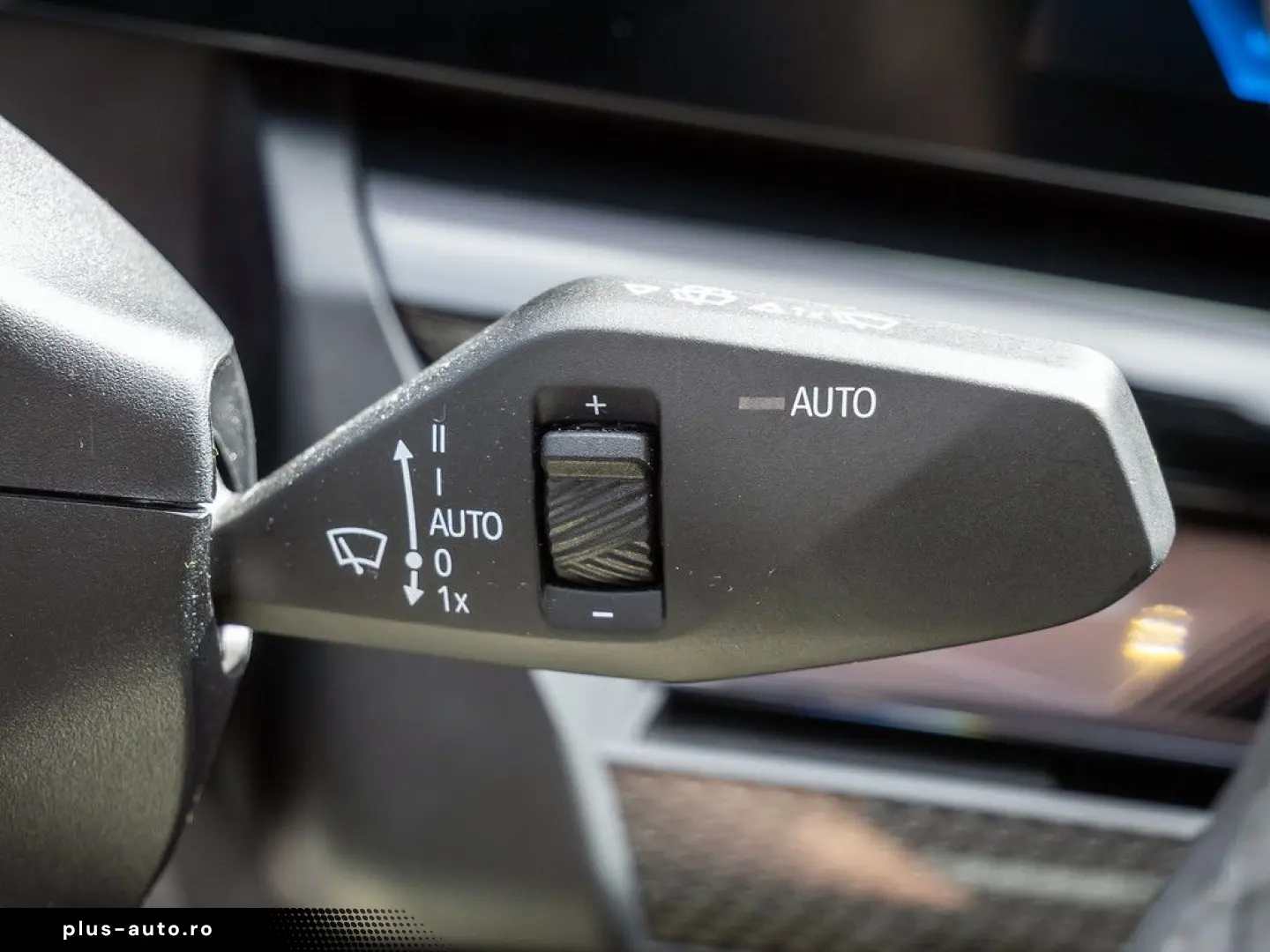 BMW 5 Series 2025 — imagine 16
