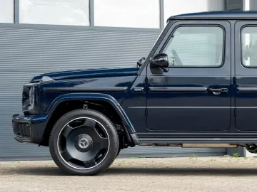 Mercedes-Benz G 63 AMG DARKBLUE BROWN SUPERIOR CARBON FOND