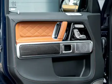 Mercedes-Benz G 63 AMG DARKBLUE BROWN SUPERIOR CARBON FOND