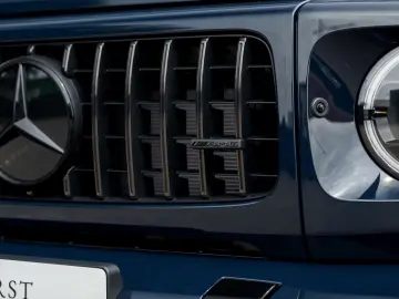 Mercedes-Benz G 63 AMG DARKBLUE BROWN SUPERIOR CARBON FOND