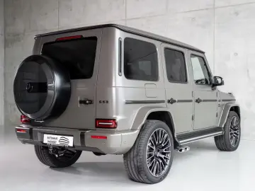 Mercedes-Benz G63AMG VIN 27 Full Carbon TV A22 Heat Comfort