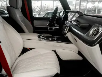 Mercedes-Benz G63 AMG Manufaktur Carbon Burm AHK