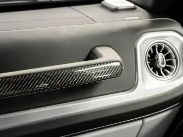Mercedes-Benz G63 AMG Manufaktur Carbon Burm AHK